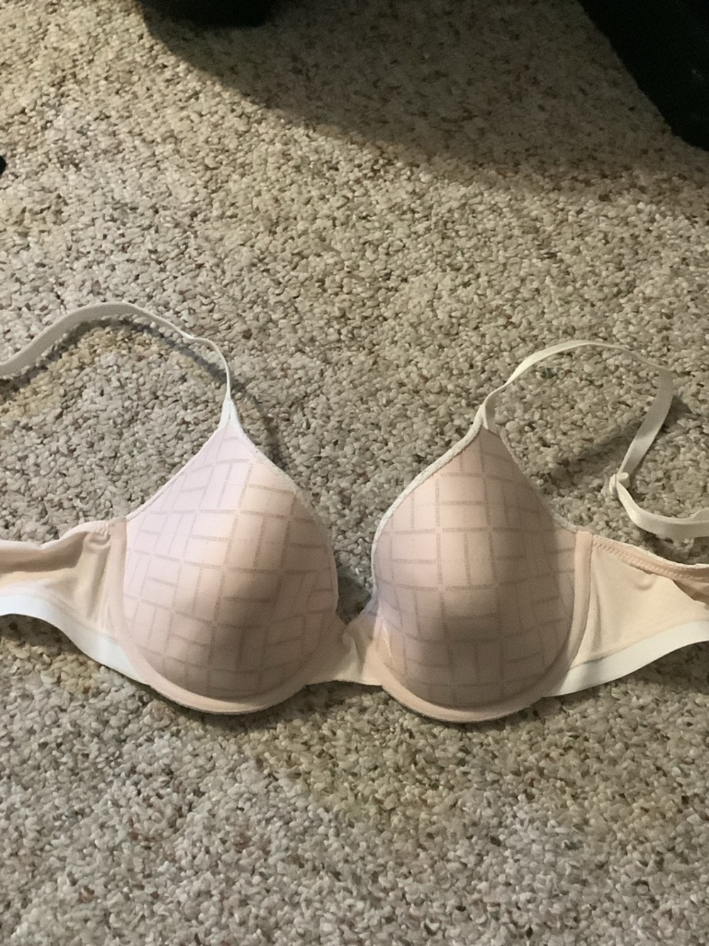 Victoria's Secret Light Pink Molded T-Shirt Bra